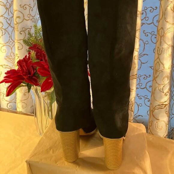 Women's Black Faux Suede High-Heel Boots NWOT Size 6 U.S./Size 37 EUC $Reduced - Picture 7 of 10